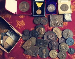 Medaillen, Plaketten & Auszeichnungen